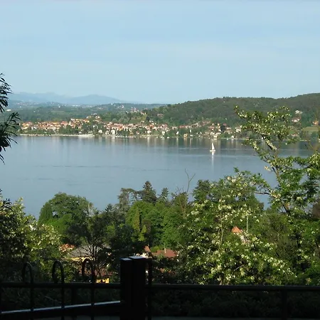 Aparthotel La Boretta Meina